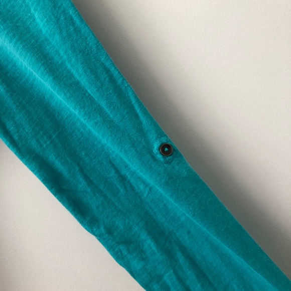 Eddie Bauer Heroes for our Planet Cotton V-neck M - Picture 3 of 7